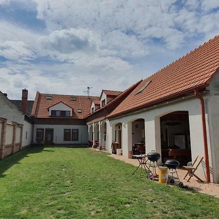Penzion Dolní Dunajovice Kültér fotó